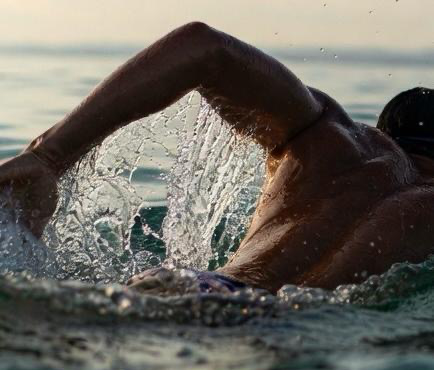 Swim-tech-swimmer-desktop